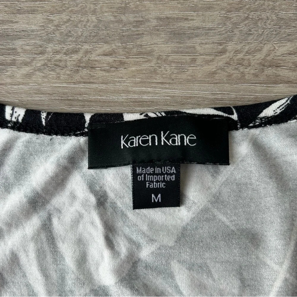 Karen Kane Leaves  Pattern Cold Shoulder Bell Sleeve Top - Picture 7 of 15